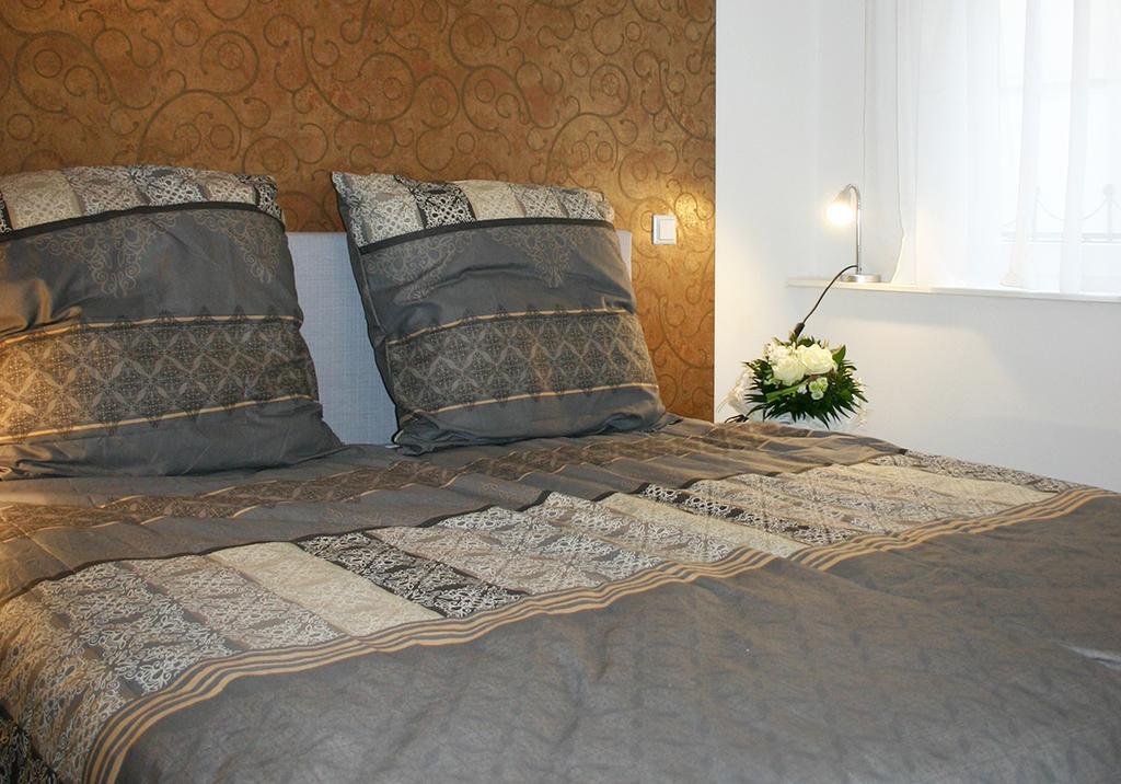 Apartment Koenigstrasse باد بيرغزابيرن الغرفة الصورة